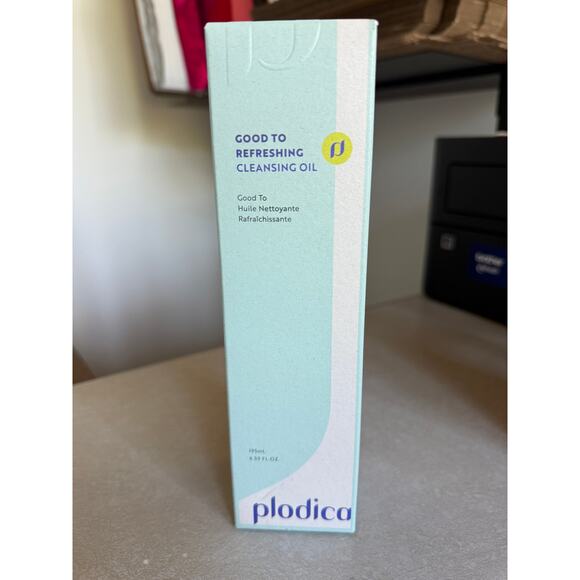 New in box Plodica Good To Refreshing Cleansing Oil 6.59 fl. oz. - Picture 1 of 2